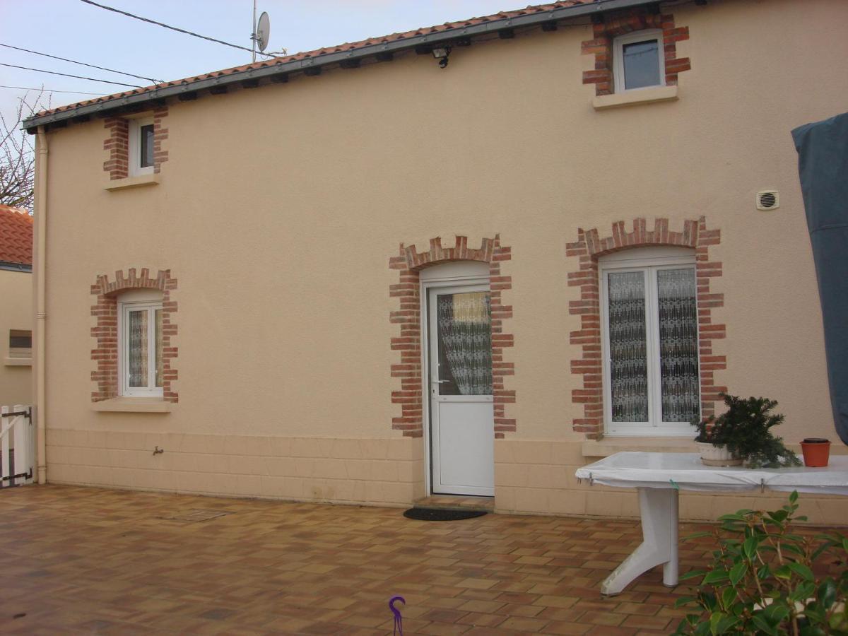 Chambres D'Hotes Beaupel Neuvy-en-Mauges Экстерьер фото